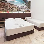 فندق Ruko Boutique 4*