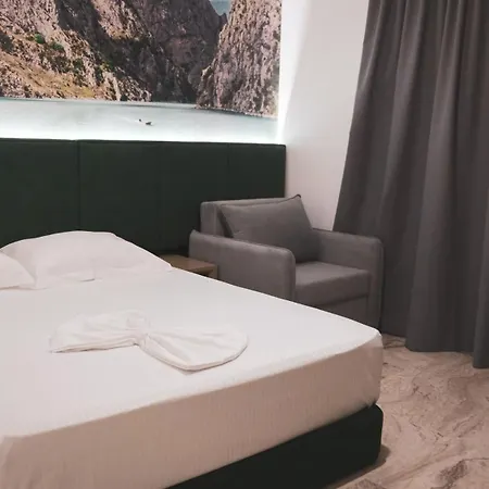 Hotel Ruko Boutique Golem (Tirana)