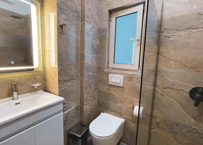 Hotel Ruko Boutique Golem (Tirana)