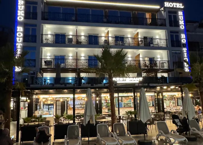 Ruko Boutique Golem (Tirana)