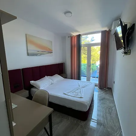 Ruko Boutique 4*