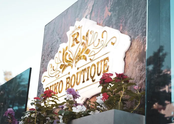 Ruko Boutique Golem (Tirana)