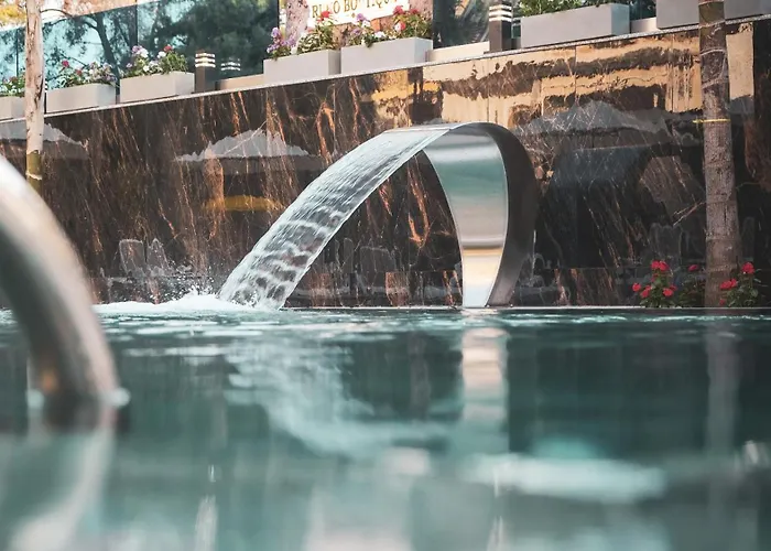 Ruko Boutique 4* Golem (Tirana)