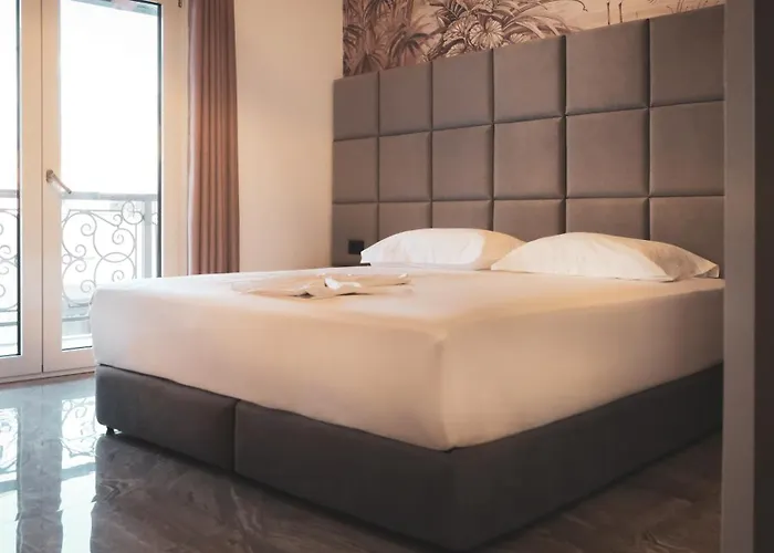 Ruko Boutique 4* Golem (Tirana)