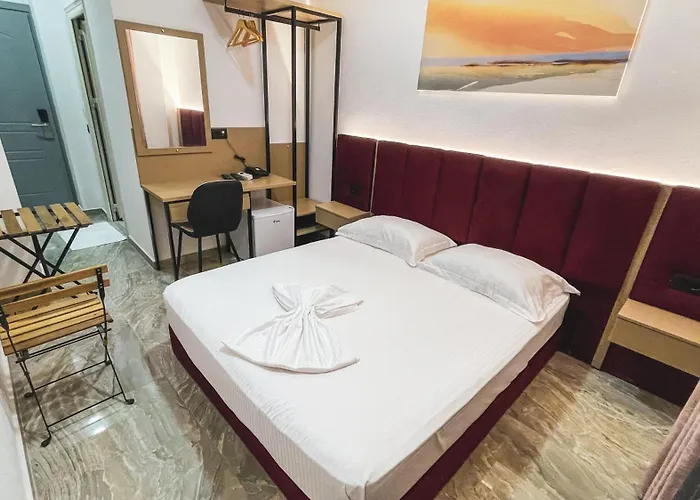 Ruko Boutique 4* Golem (Tirana)